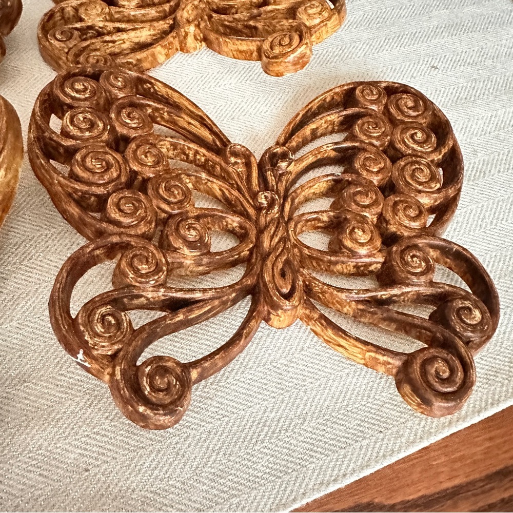 Vintage butterfly wall art set of 4 - Picture 2 of 7